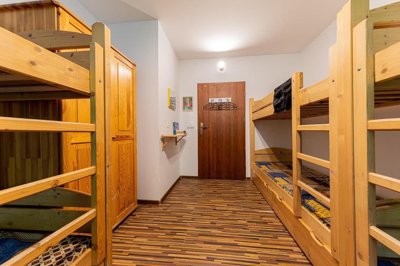 Schronisko Pttk Pasterka Hostel Екстериор снимка